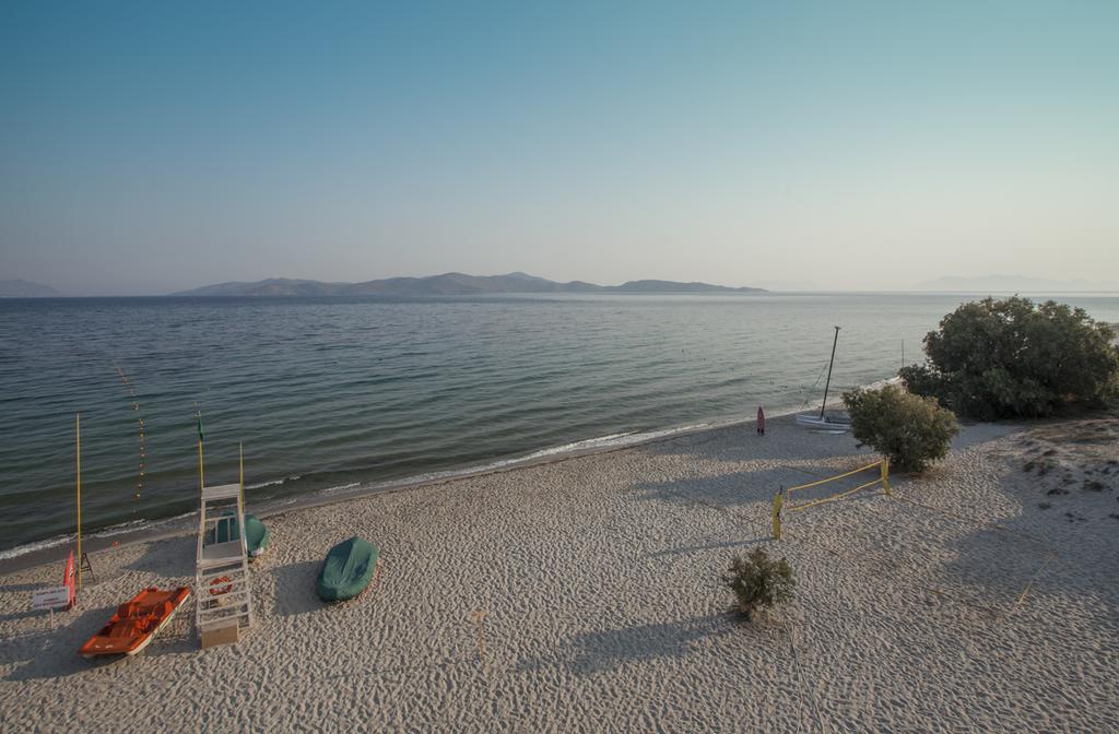 Caravia Beach Hotel Marmári Kültér fotó